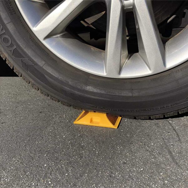 PVC Road Studs - Image 4